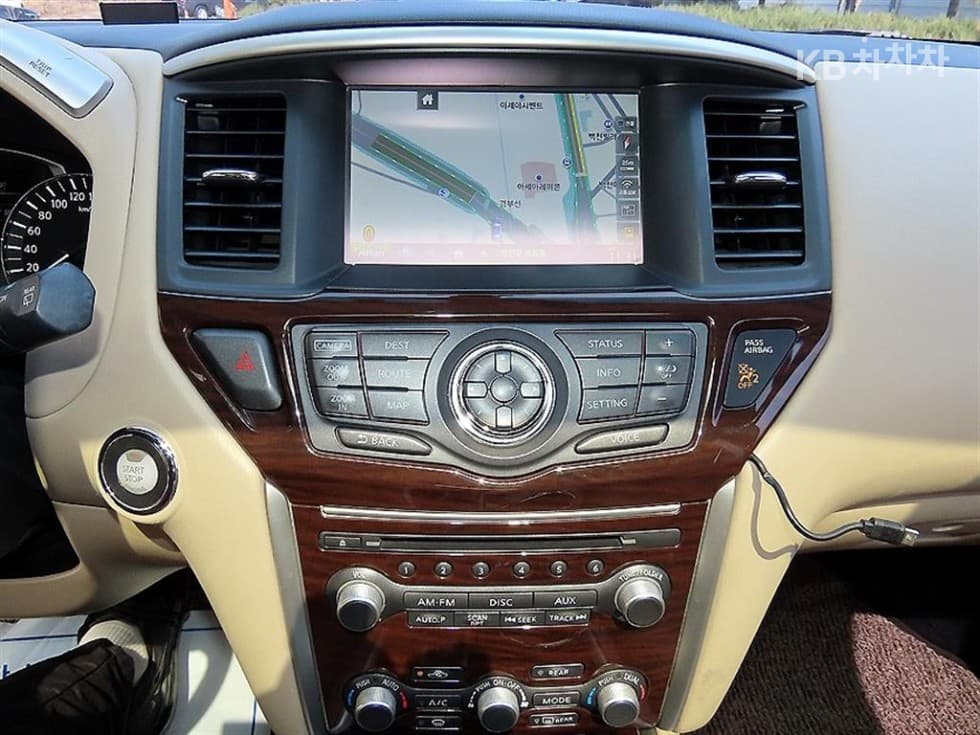 Nissan 패스파Seater더3.5 4WD SE - 14