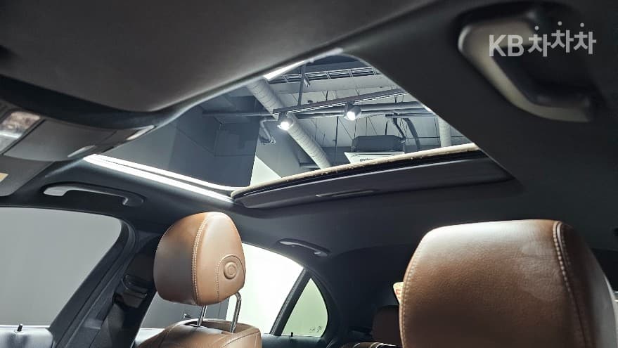 Mercedes-Benz E-Class (W213)E250 Exclusive - 19