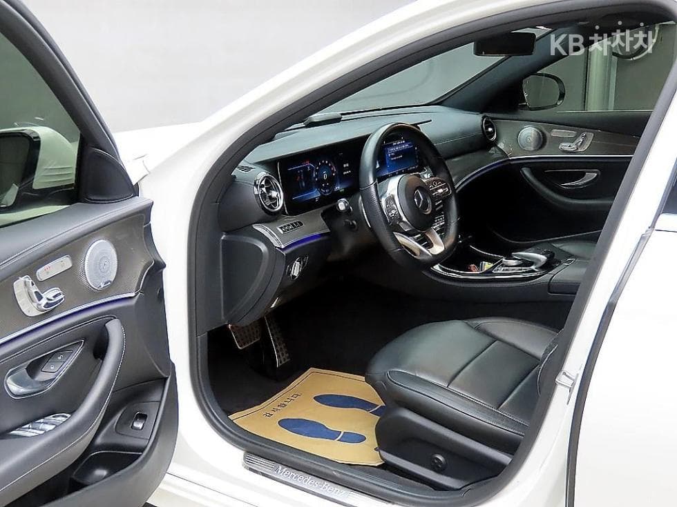 Mercedes-Benz E-Клас (W213)E350 4MATIC AMG Line - 5