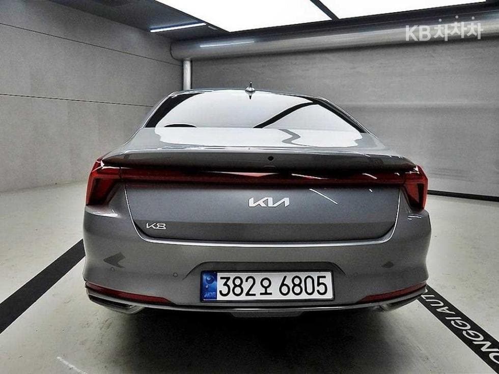 Киа K82.5L бензин Signature Специал (специален признак/издание) - 3