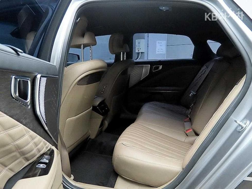 Киа K82.5L бензин Signature Специал (специален признак/издание) - 6