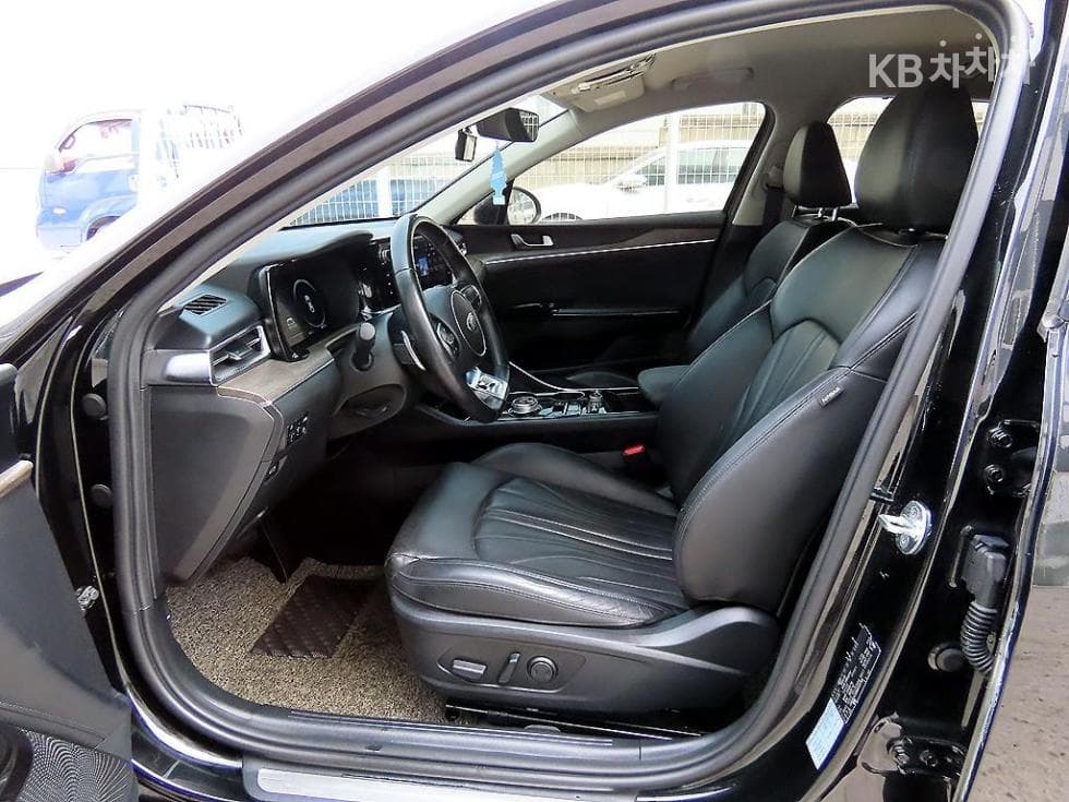 Kia K5 3rd Gen1.6 Gasoline Turbo Signature - 5