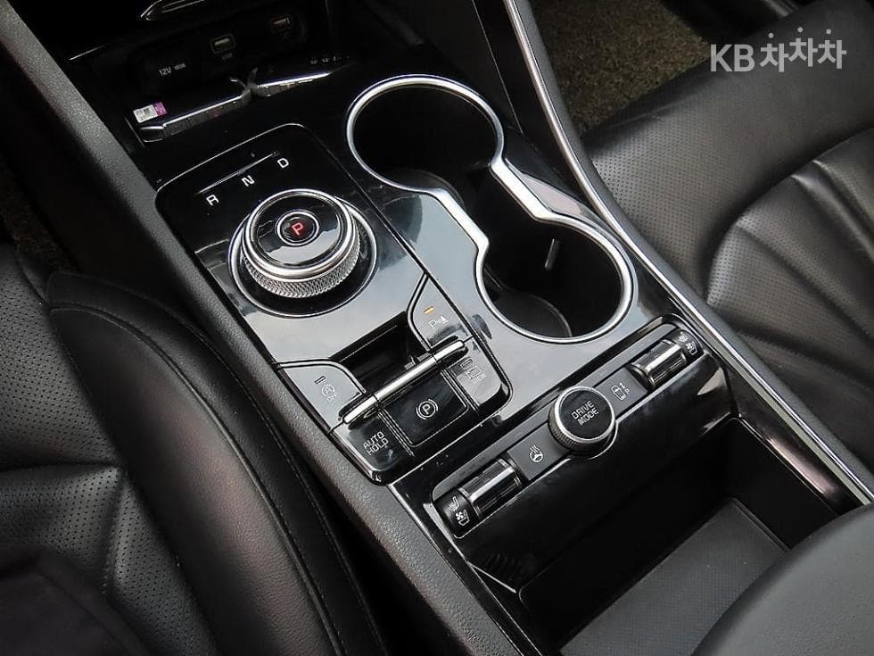 Kia K5 3rd Gen1.6 Gasoline Turbo Signature - 10
