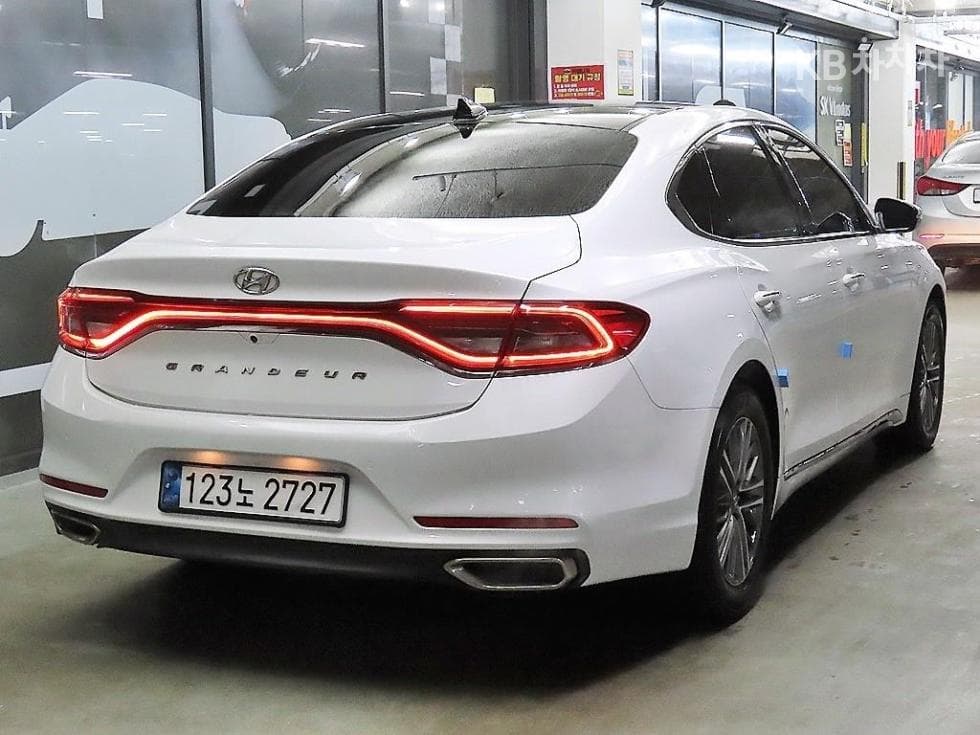 Hyundai Grandeur (Azera)IG택시 3.0 LPi VIP 패키지 - 4