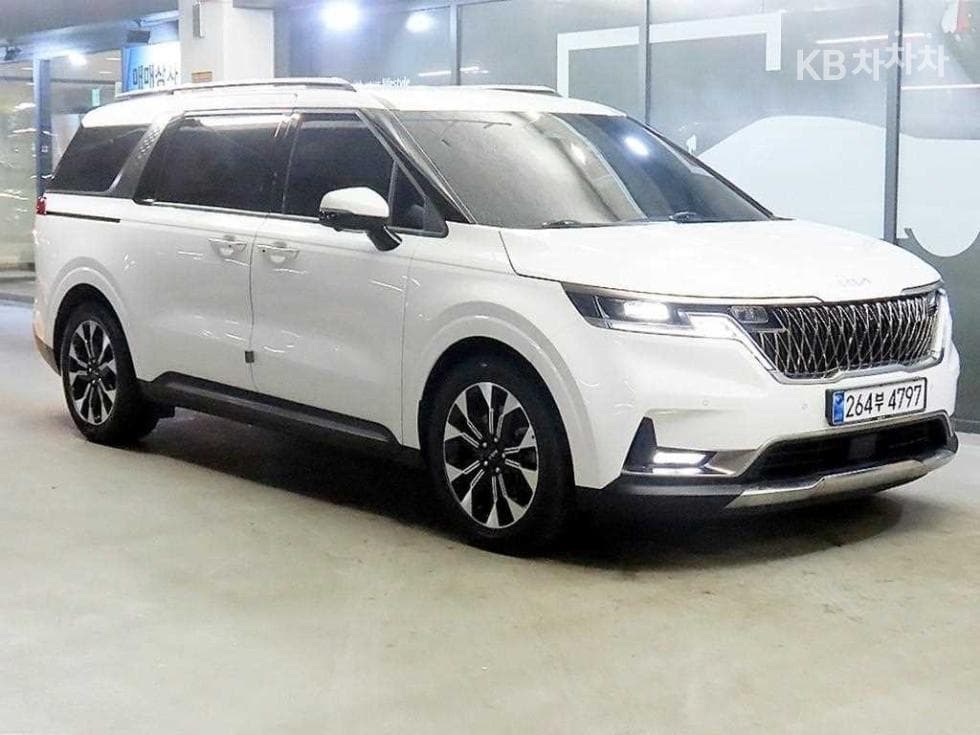 Kia Carnival 4th generation G3.5 GDI 7-seater (Limousine) Noblesse - Image 1