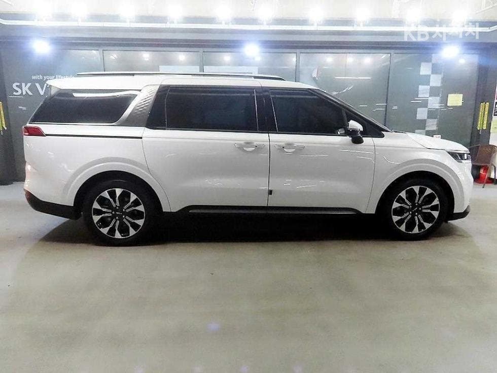 Kia Carnival 4th generationG3.5 GDI 7-seater (Limousine) Noblesse - 2