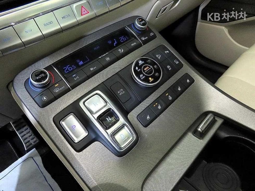 Hyundai Palisade2.2 Diesel 7-seater (Limousine) AWD Calligraphy - 12