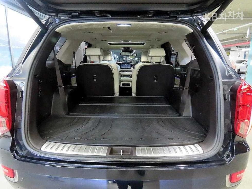 Hyundai Palisade2.2 Diesel 7-seater (Limousine) AWD Calligraphy - 15