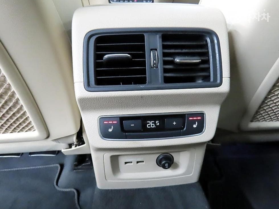Audi The New Q5(FY)40 Turbo Diesel Injection quattro Standard - 11