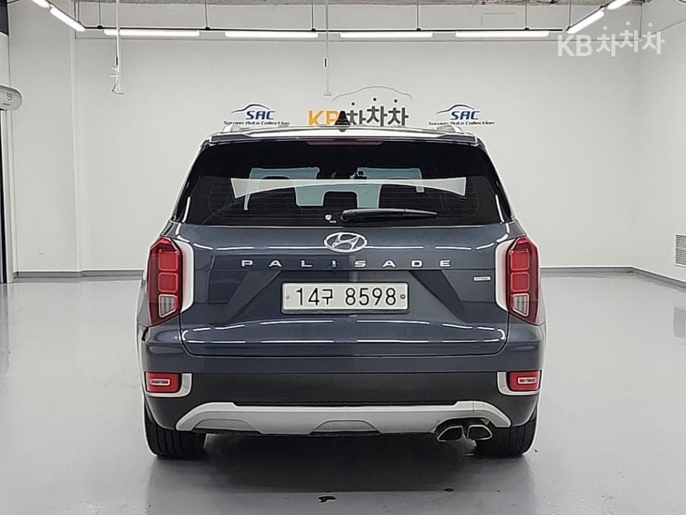 Hyundai Palisade3.8 Gasoline 8-seater AWD Prestige - 3