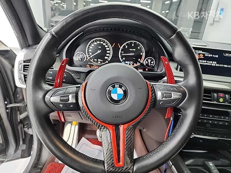 BMW X5 (F15)xDrive M50d - 9
