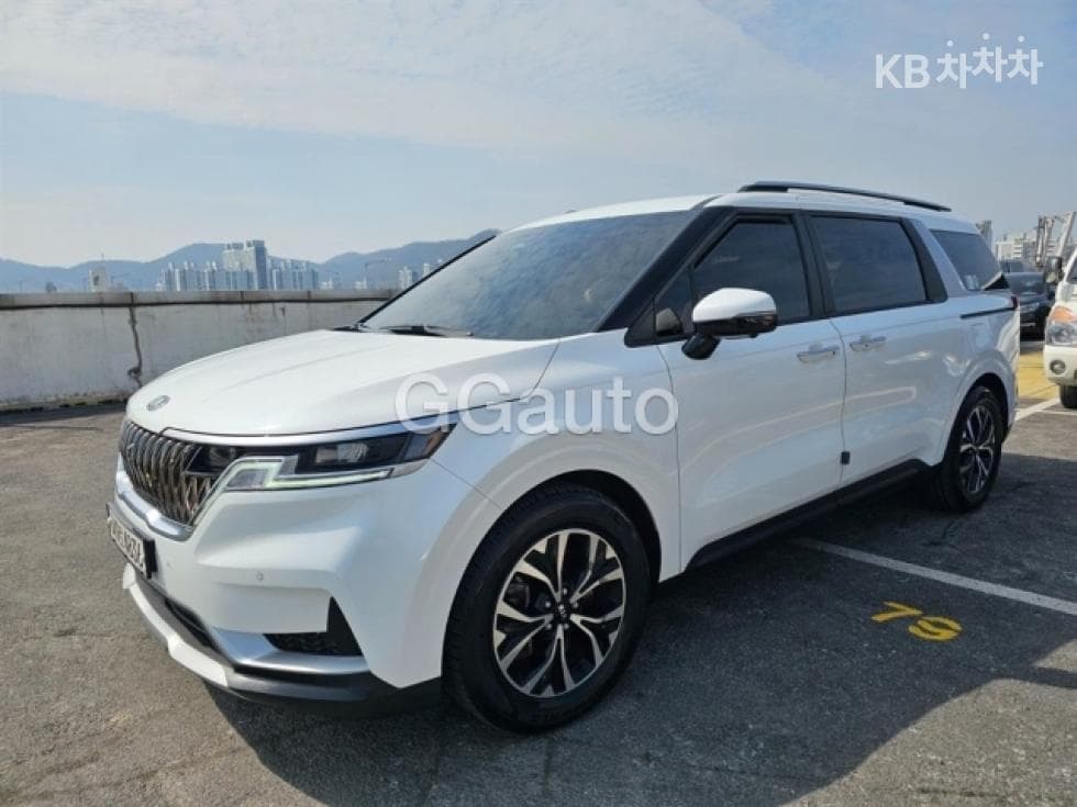 Киа Канивал 4-то поколение D2.2 9-местен Престиж - Image 1