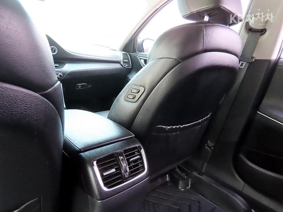 Hyundai Grandeur (Azera)IG3.0 Exclusive Special (special feature/edition) - 17