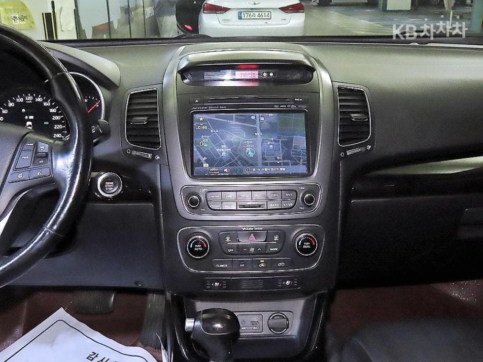 Kia NewSorentoRDiesel 2.0 2WD Limited Standard - 11