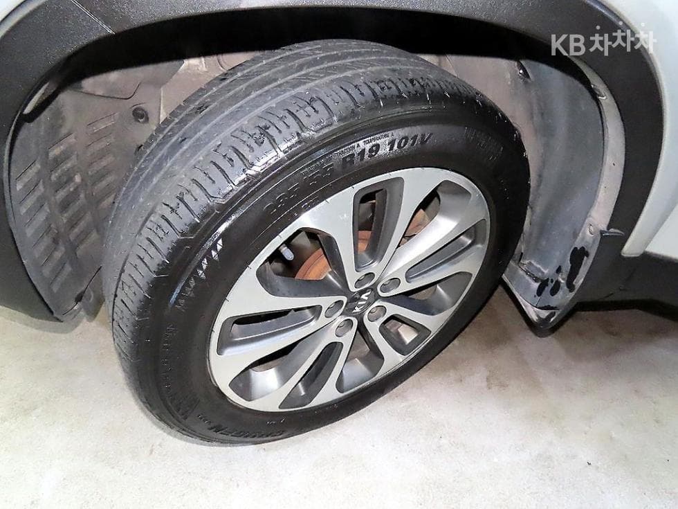 Kia NewSorentoRDiesel 2.0 2WD Limited Standard - 20