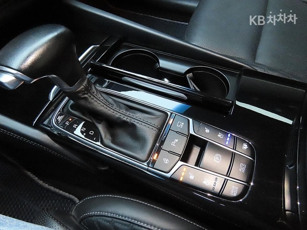 Kia All New K73.3 GDI Noblesse Special (special feature/edition) - 9