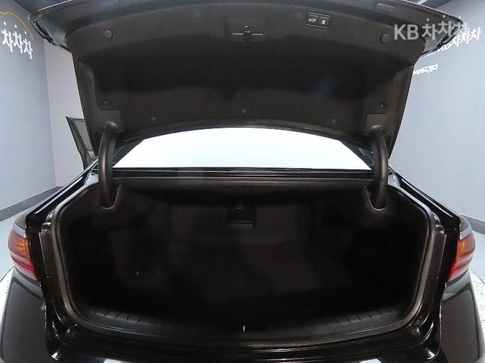 Kia All New K73.3 GDI Noblesse Special (special feature/edition) - 19