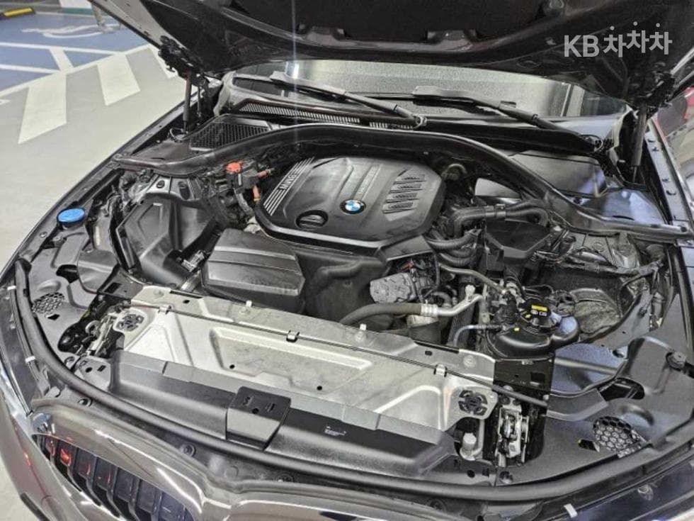 BMW 3 Series (G20)320d M Sport Package - 20