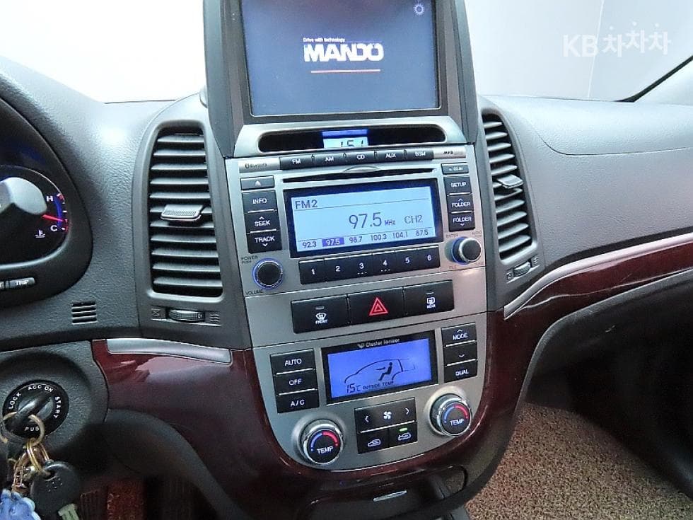 Hyundai Santa Fe CM2WD(2.0 e-VGT) MLX Luxury - 16