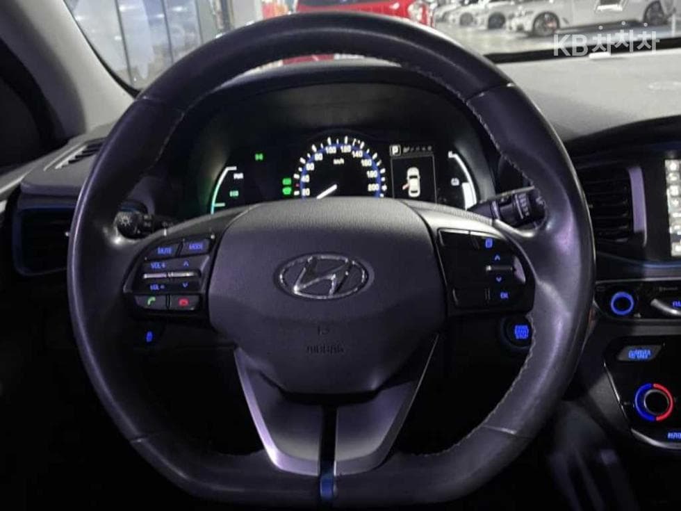 Hyundai IONIQ (Original Model)I+ - 10