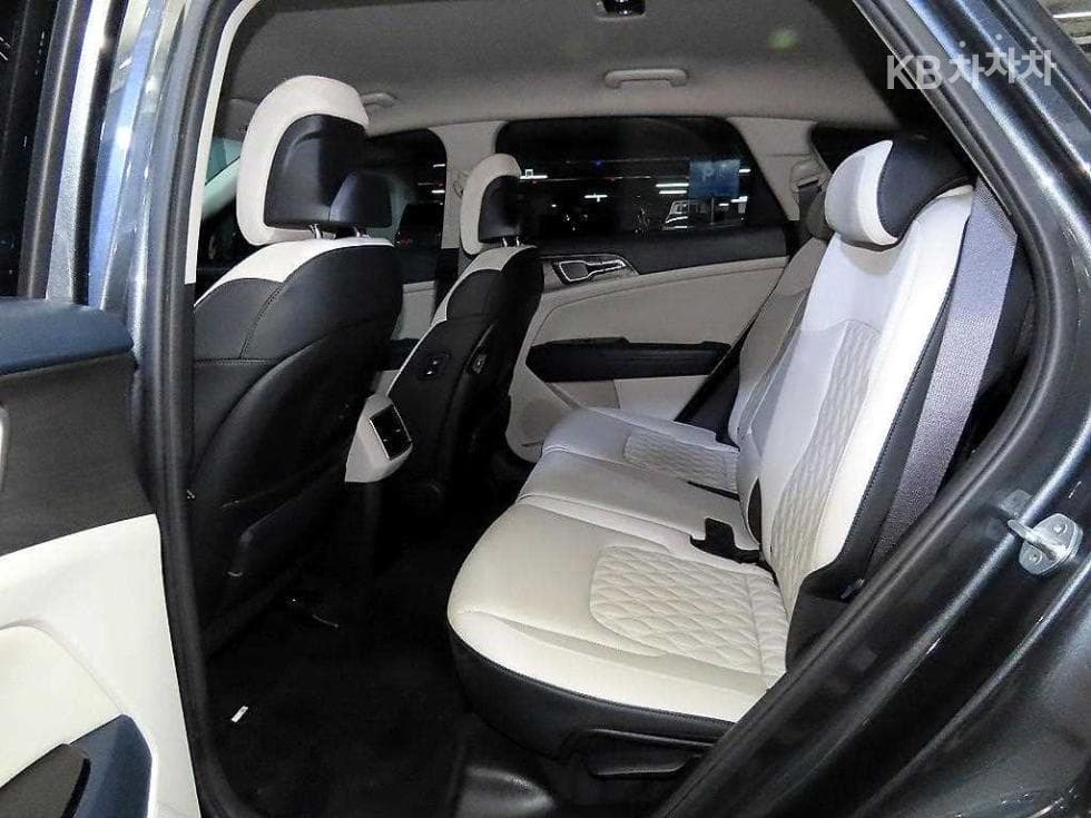 Kia The All New SportageD2.0 2WD Signature Gravity - 7