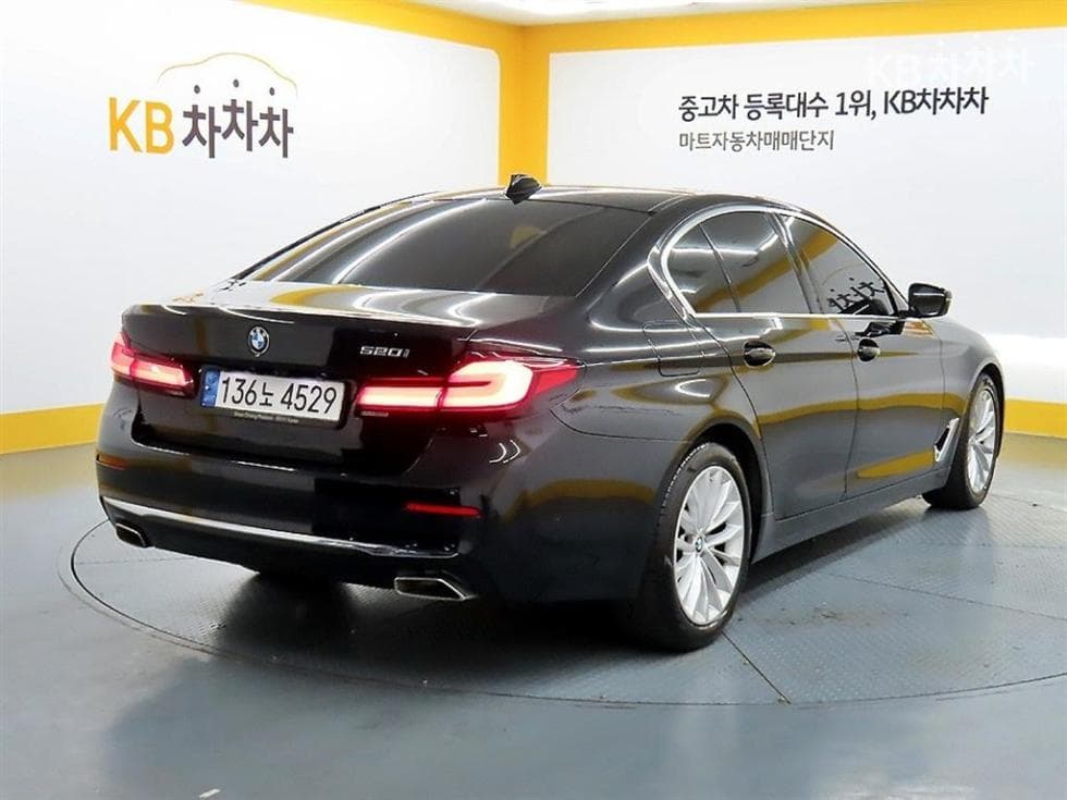 BMW 올New5 Series (G30)520i Luxury - 4