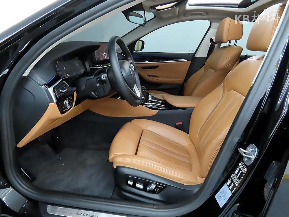 BMW 올New5 Series (G30)520i Luxury - 5