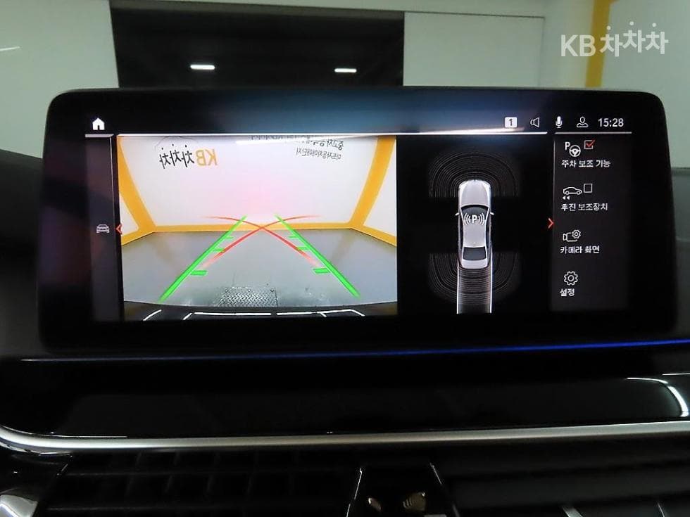 BMW 올New5 Series (G30)520i Luxury - 15