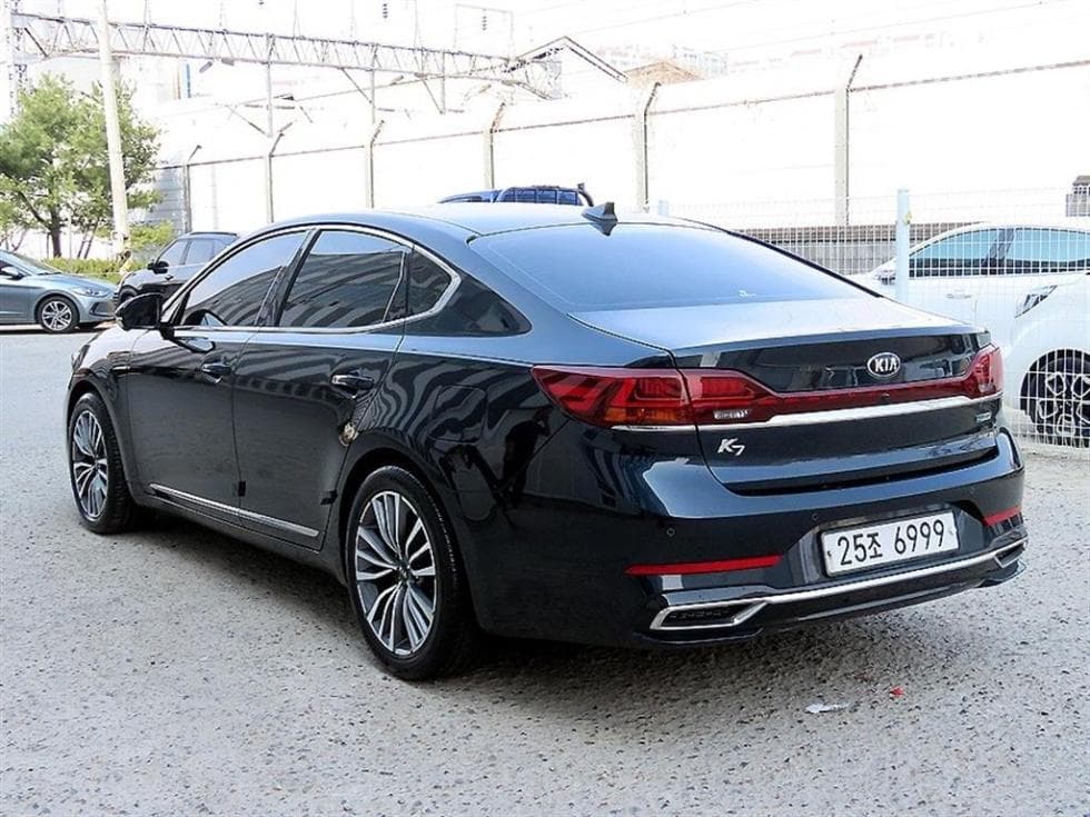 Kia K7 Premiere Hybrid2.4 HEV Signature - 3