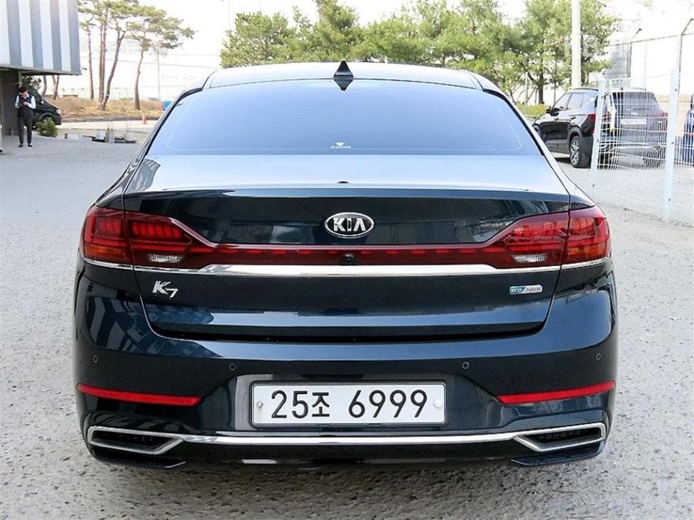 Kia K7 Premiere Hybrid2.4 HEV Signature - 4