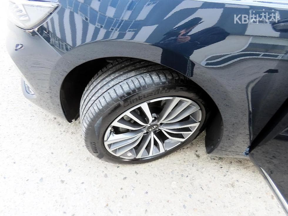 Kia K7 Premiere Hybrid2.4 HEV Signature - 20