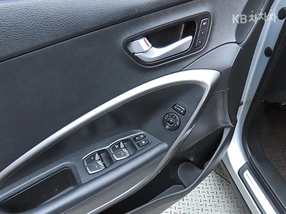 Hyundai 맥스CruzeDiesel(e-VGT)2.2 2WD Exclusive 5-seater Standard - 13