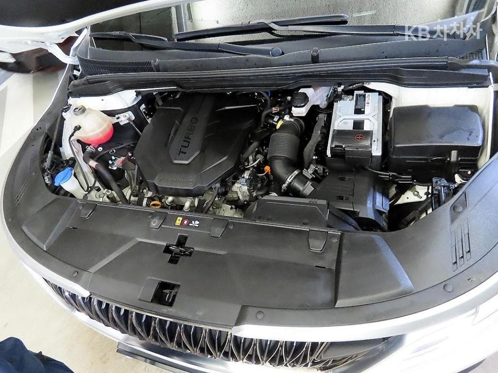 Kia Carnival 4th generationD2.2 9-seater Prestige - 19