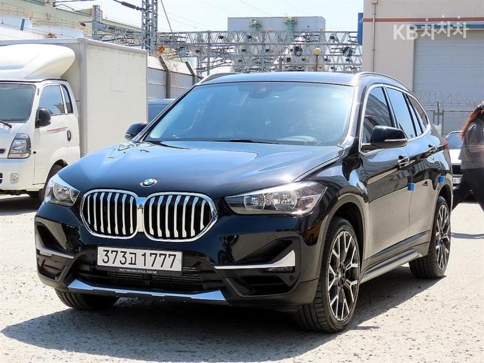 BMW X1 (F48) xDrive 20i xLine SE - Image 1