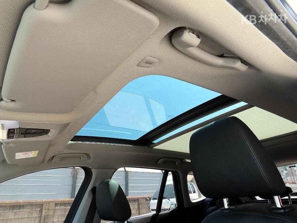 BMW X1 (F48)xDrive 20i xLine SE - 16