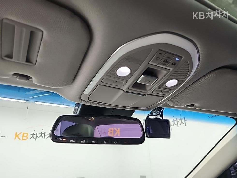 Hyundai GenesisDHG330 Premium - 17