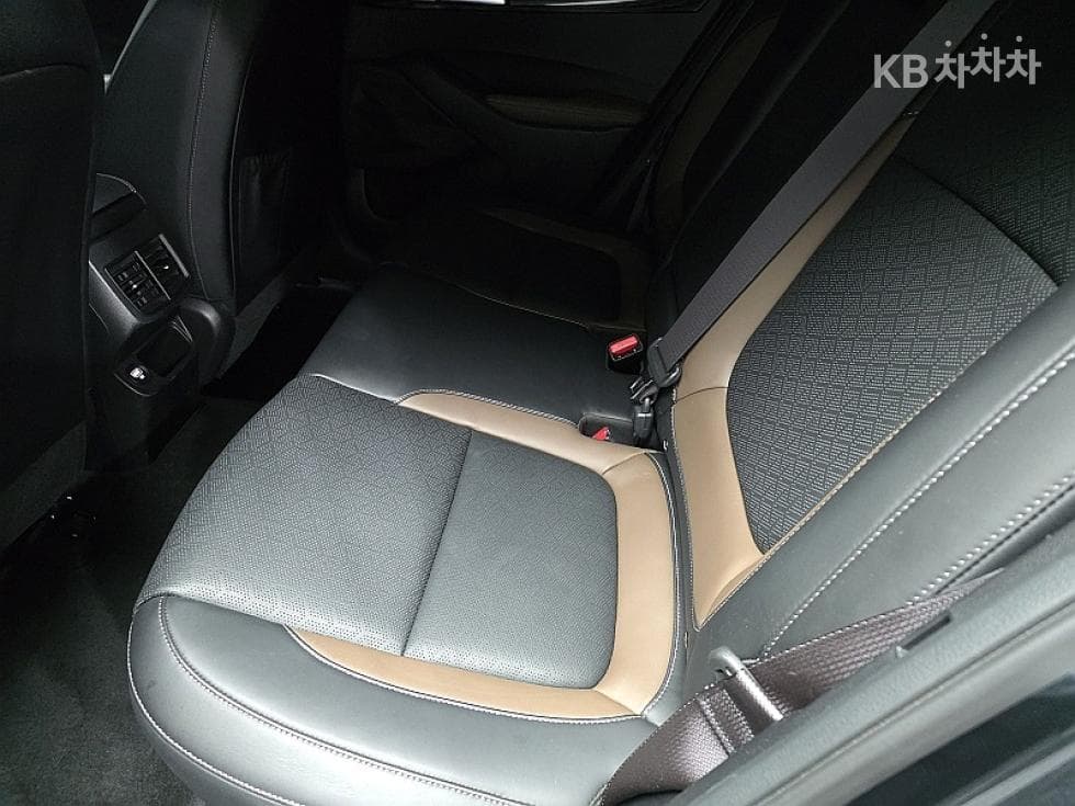 Kia Seltos1.6 Gasoline Turbo 2WD Noblesse - 13
