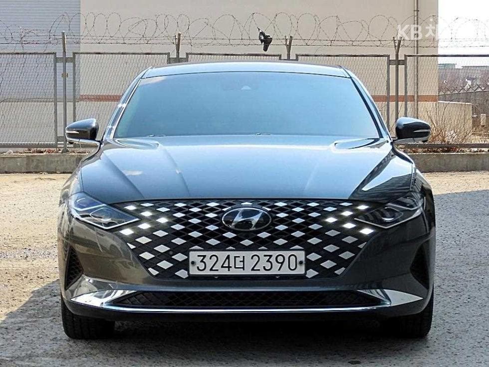 Hyundai The New (facelift) Grandeur (Azera) LPi 3.0 Exclusive - Image 1