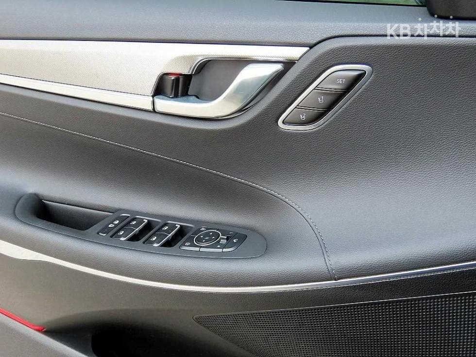 Hyundai The New (facelift) Grandeur (Azera)LPi 3.0 Exclusive - 11