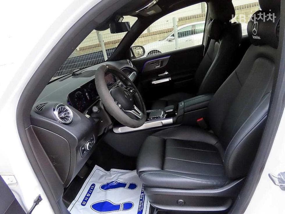 Mercedes-Benz GLB(X247)GLB 220 - 5