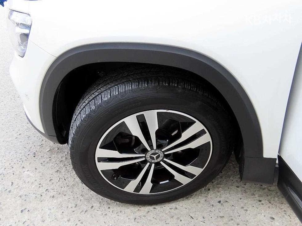 Mercedes-Benz GLB(X247)GLB 220 - 20