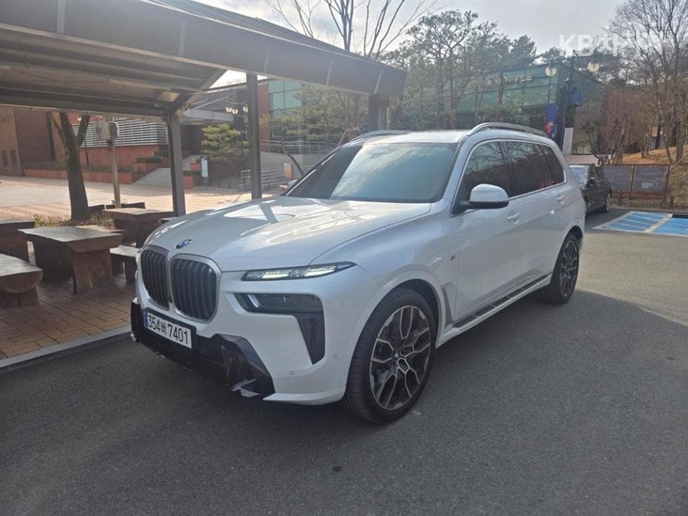 BMW X7(G07) xDrive 40d M Sport - Image 1
