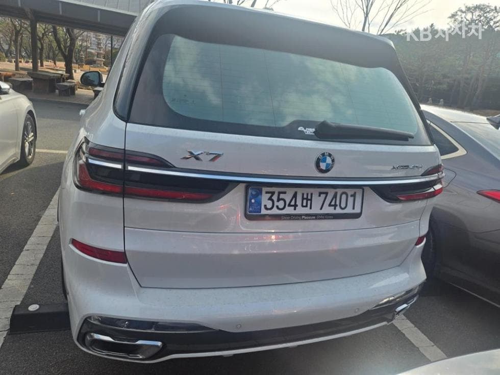 BMW X7(G07)xDrive 40d M Sport - 7