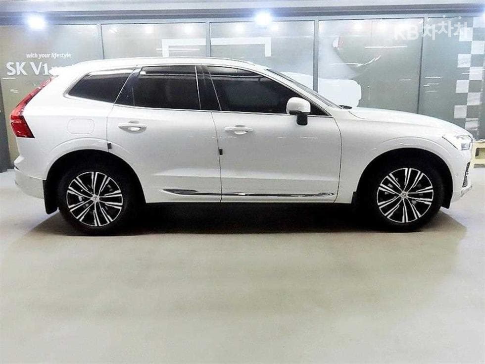 Volvo XC60 Second generationB5 Inscription - 3