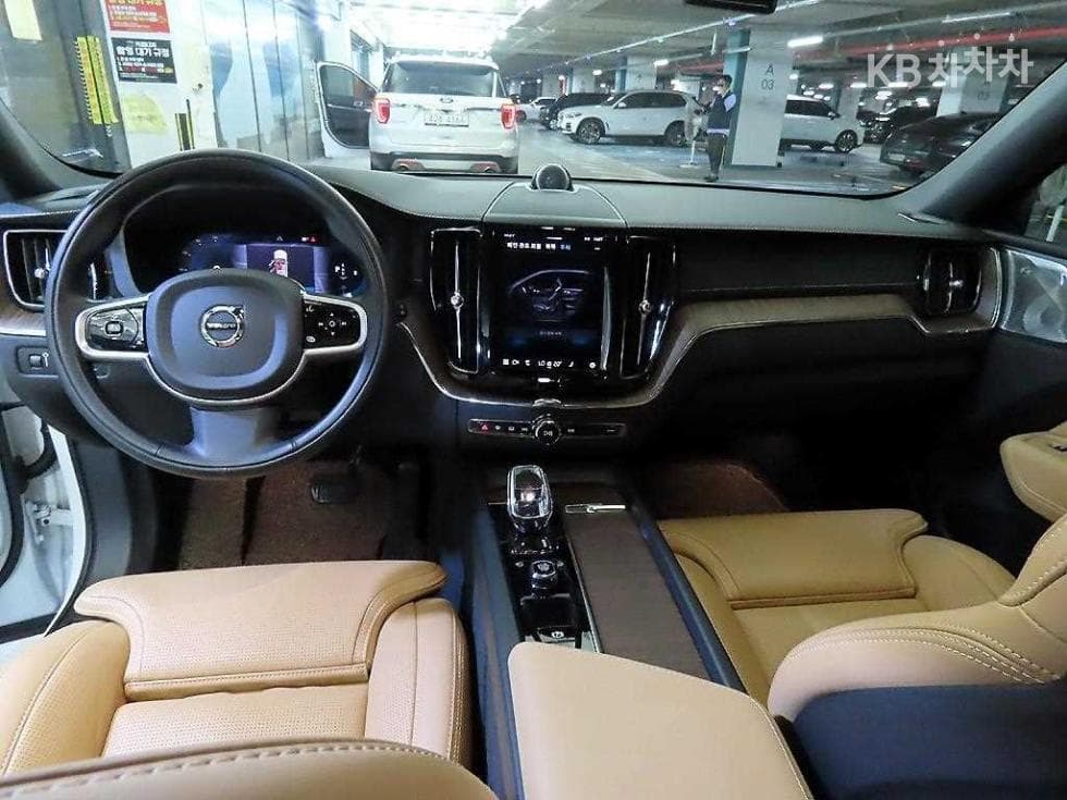 Volvo XC60 Second generationB5 Inscription - 10