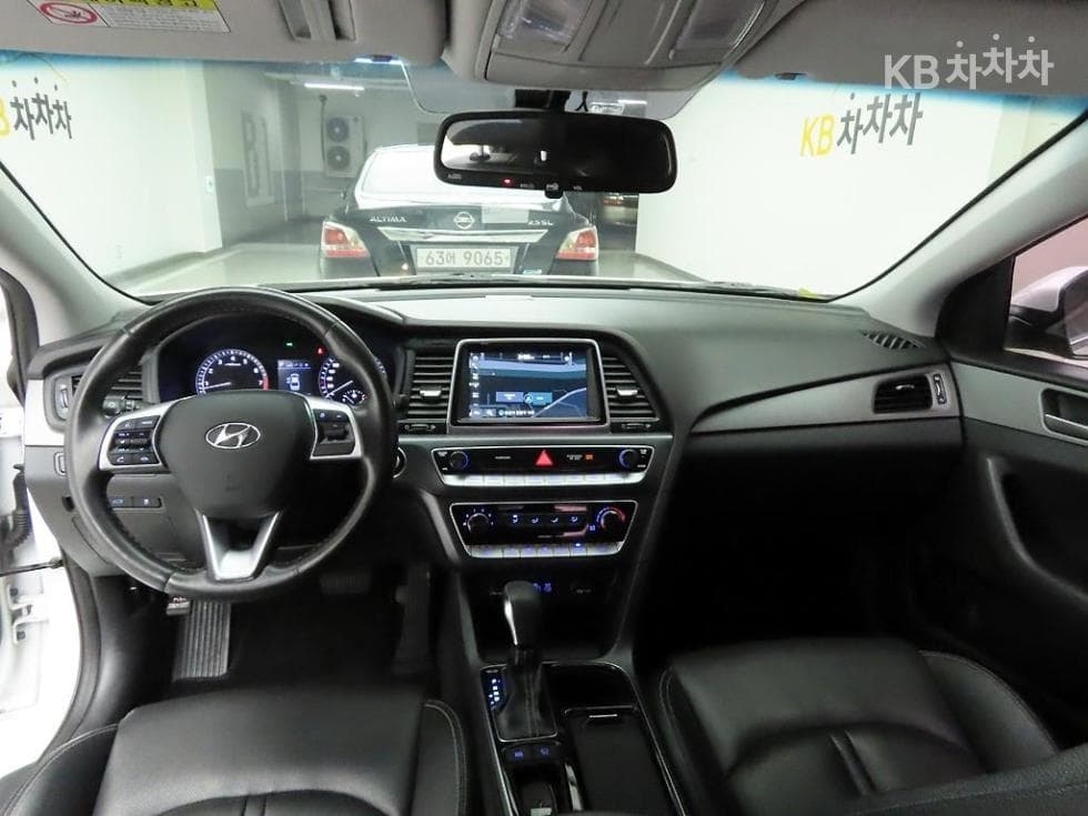 Hyundai Sonata New Rise2.0 LPi Rental car Style - 7