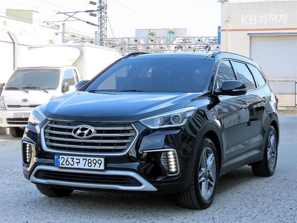 Hyundai The New (facelift) 맥스Cruze Diesel(e-VGT)R2.2 2WD Exclusive 7-seater (Limousine) - Image 1