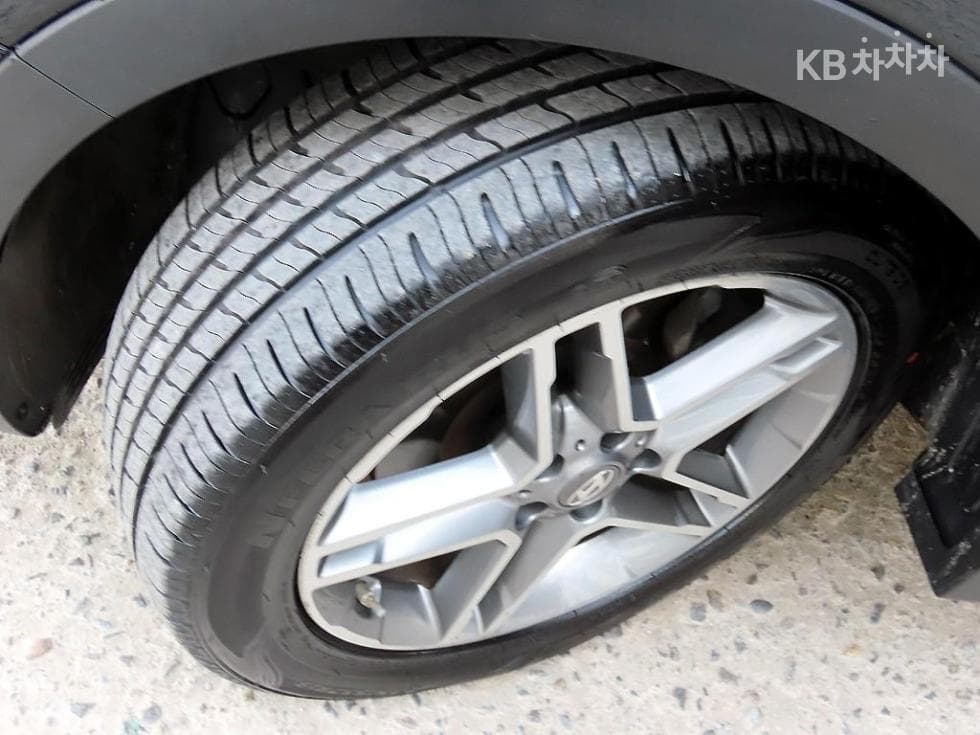 Hyundai The New (facelift) 맥스CruzeDiesel(e-VGT)R2.2 2WD Exclusive 7-seater (Limousine) - 20