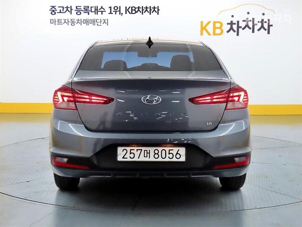 Hyundai The New (facelift) Avante (Elantra) ADSmartstream G1.6 Style - 3