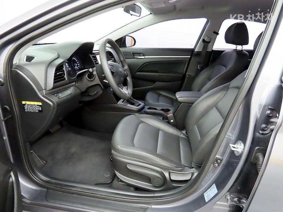 Hyundai The New (facelift) Avante (Elantra) ADSmartstream G1.6 Style - 5